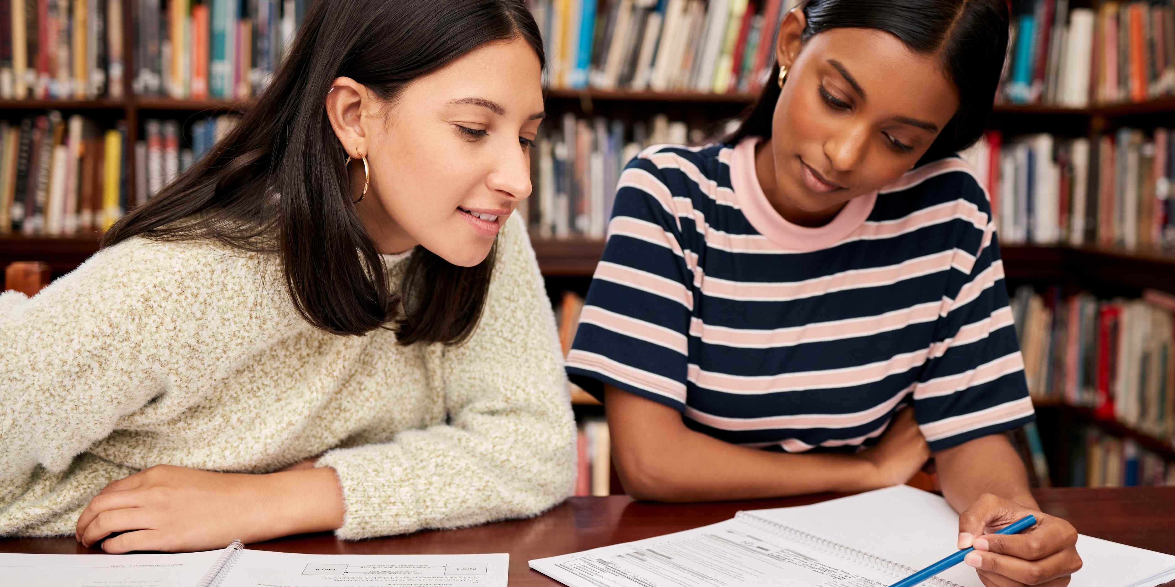 Tutor helping child and avoiding test anxiety.